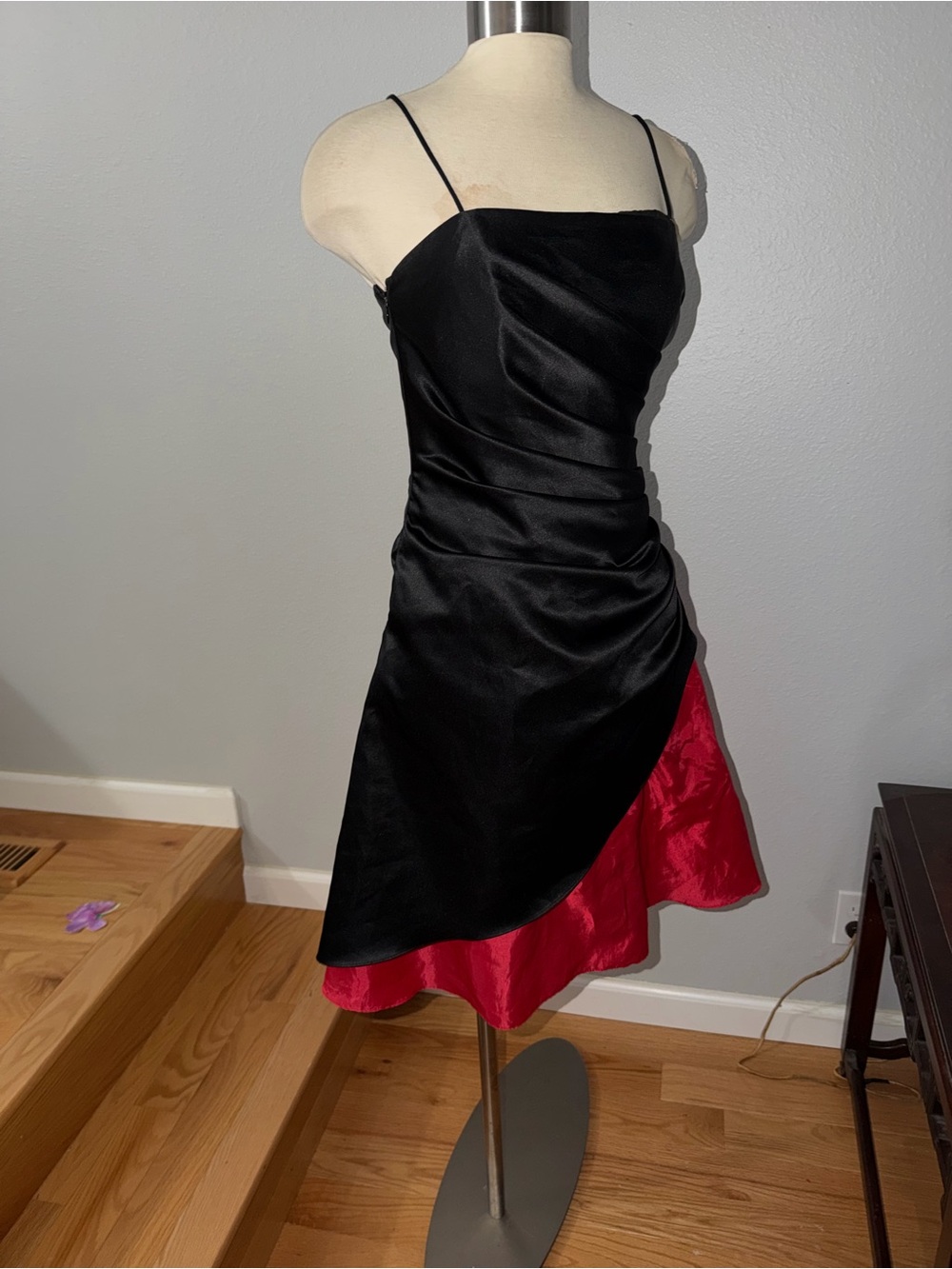 Sexy vintage original 70s Onyx NITE dress